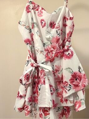 Soft feminine floral romper from Ally Fashion size large 14 Baby Shower Bridal